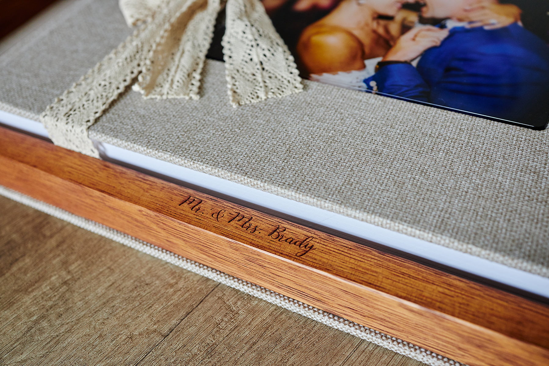 Wooden box for wedding album