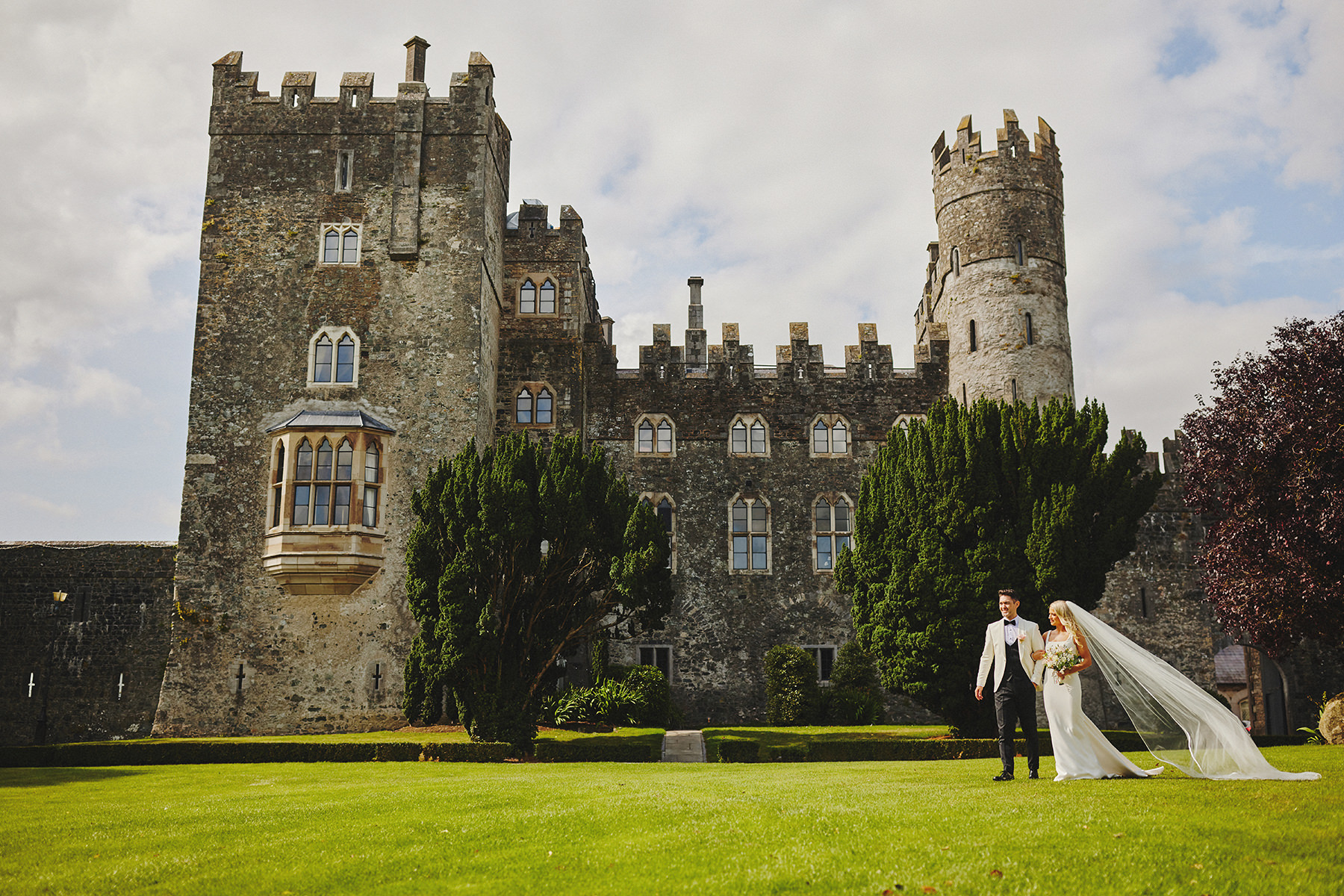 Kilkea Castle – The Perfect Fairytale Wedding Venue - Wedding Blog - DK ...